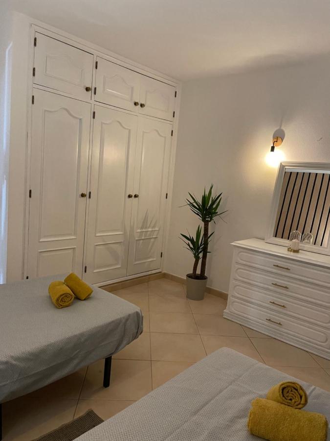 Travellers Guesthouse Lagos Dış mekan fotoğraf