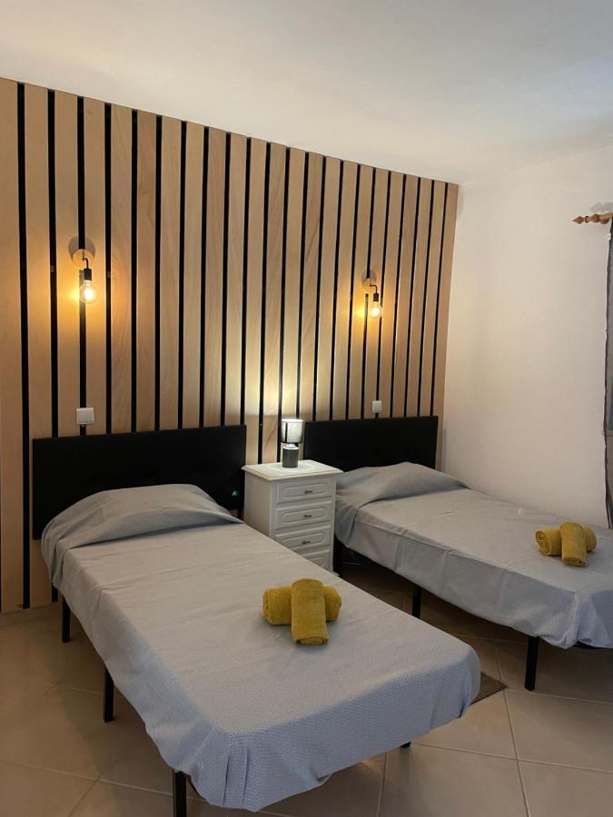 Travellers Guesthouse Lagos Dış mekan fotoğraf