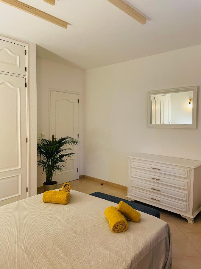 Travellers Guesthouse Lagos Dış mekan fotoğraf