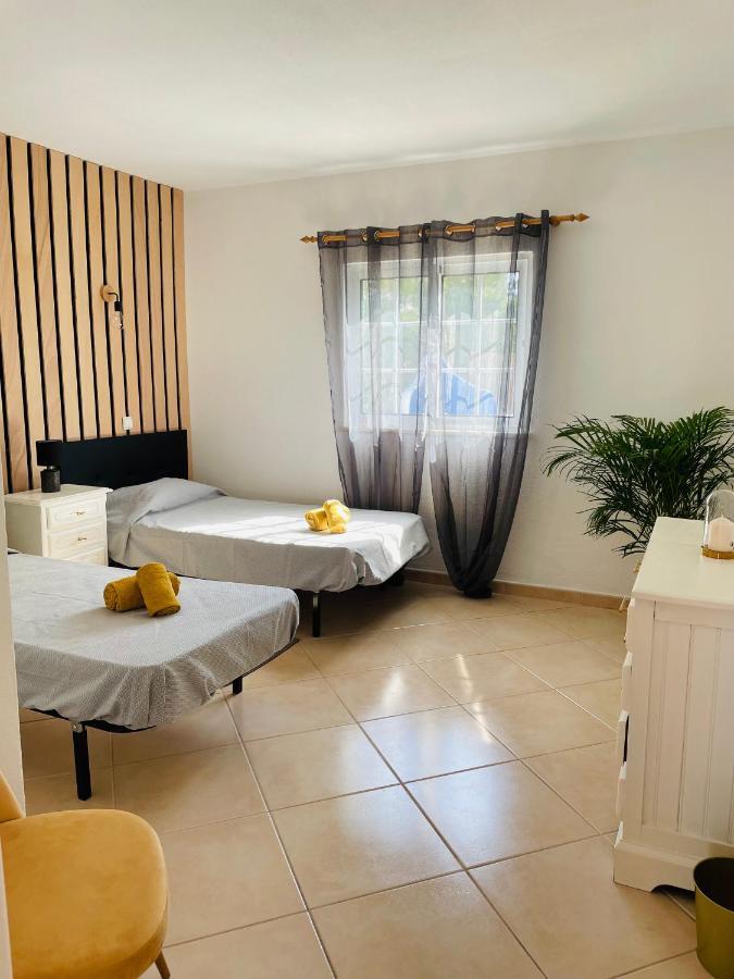 Travellers Guesthouse Lagos Dış mekan fotoğraf