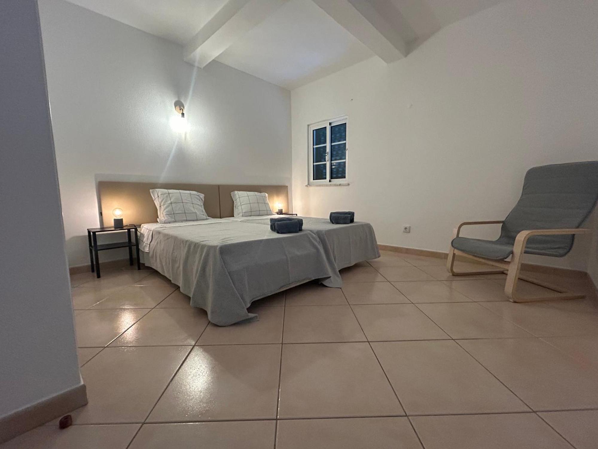 Travellers Guesthouse Lagos Dış mekan fotoğraf