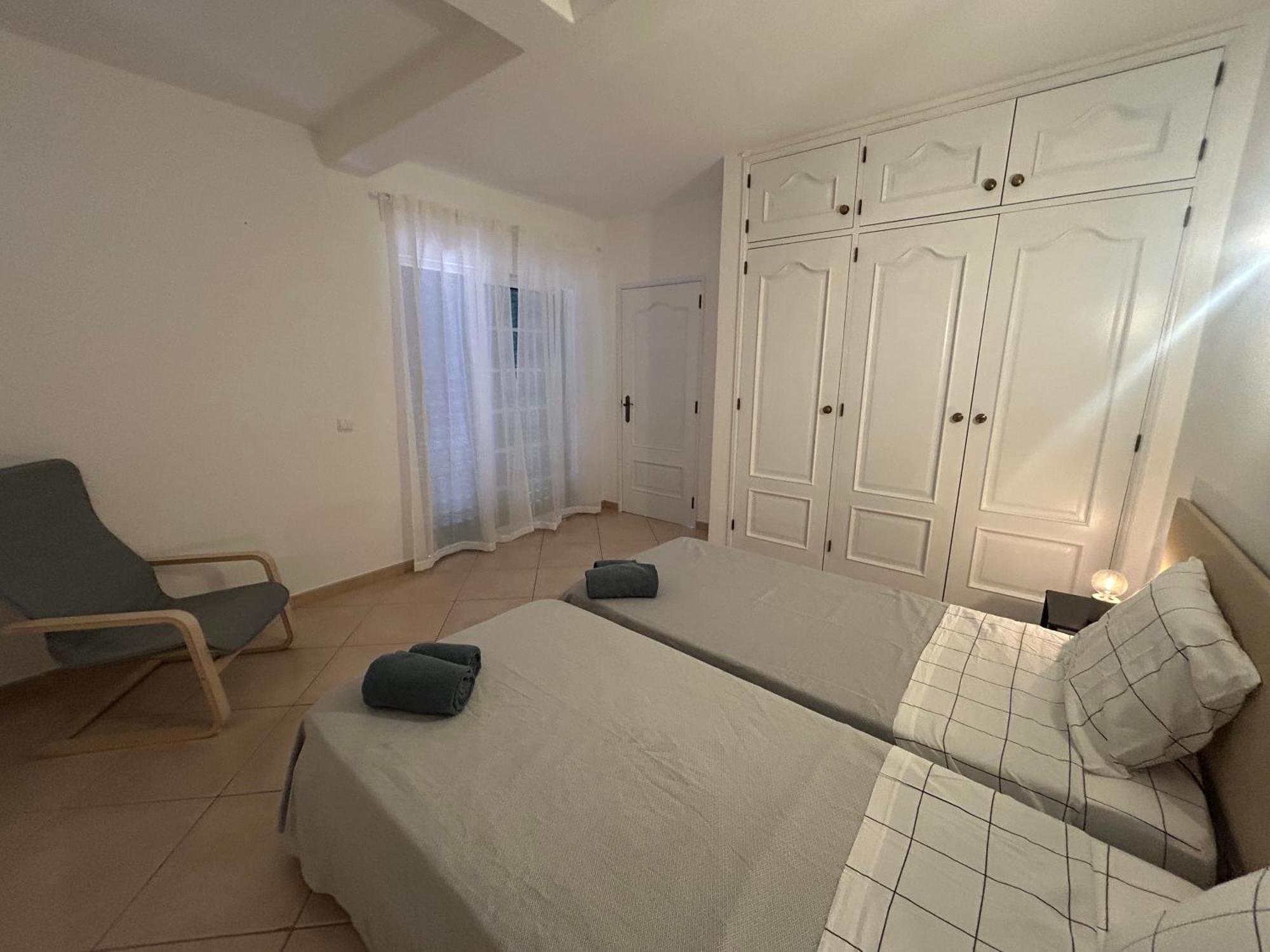 Travellers Guesthouse Lagos Dış mekan fotoğraf